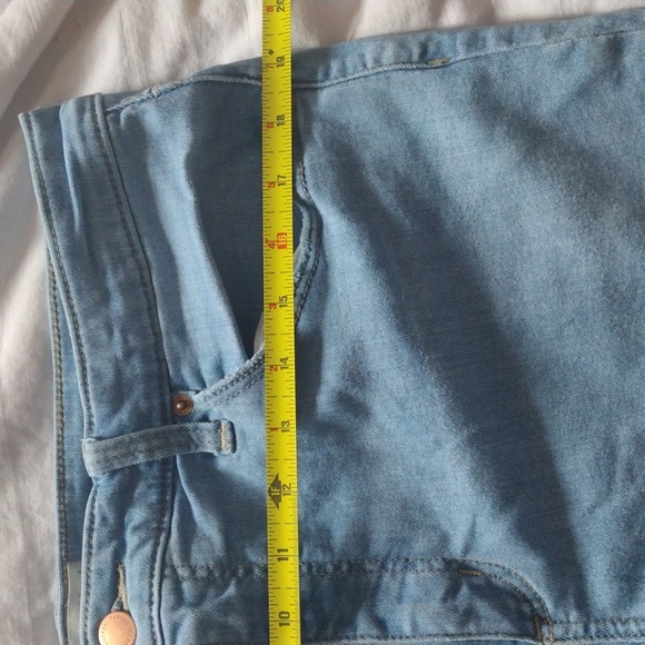 Universal Thread Jeans - Picture 6 of 10